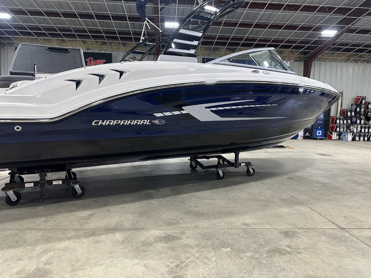 2024 Chaparral SSI 23 SPORT. 300hp 6.2 V8 Bravo 3! Wakeboard tower! - Photo 6